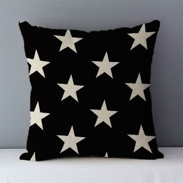 Geometryczne Poduszki Dekoracyjne z Abstrakcyjnym Wzorem