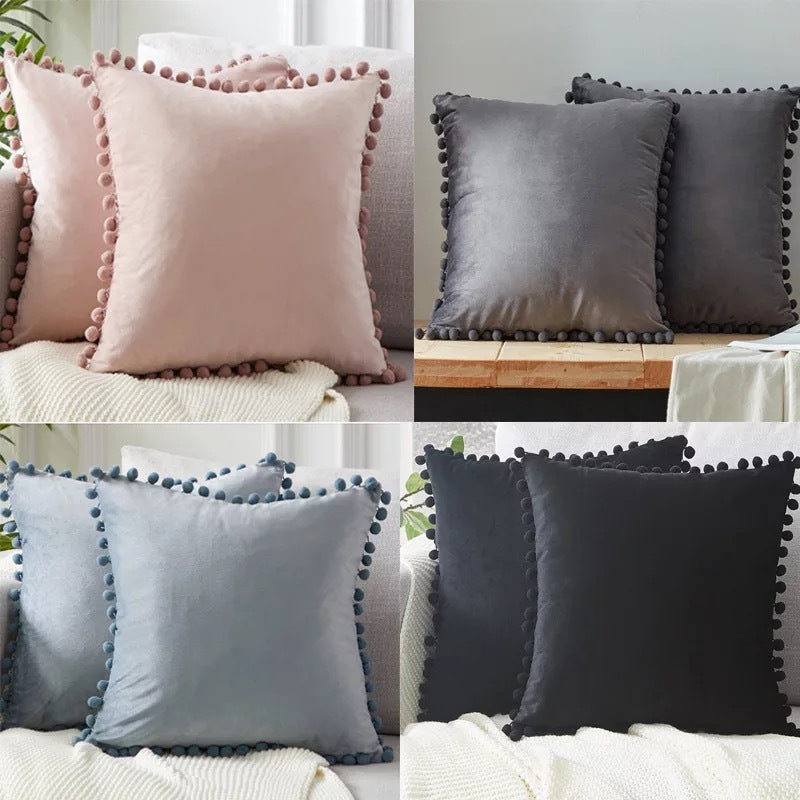Poduszka Velvet z koronką Ball Lace - Poszewka w jednolitym kolorze