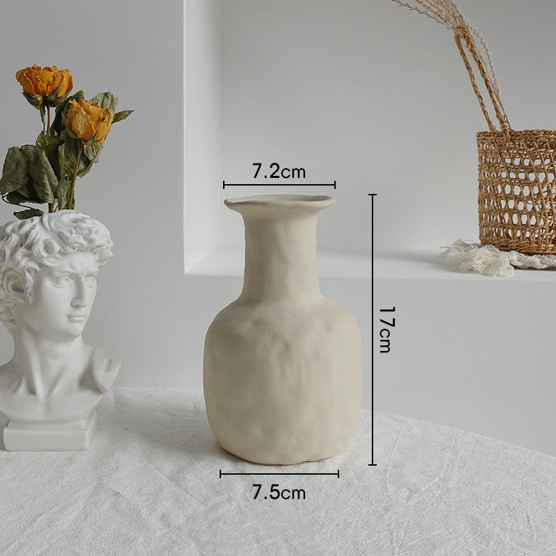 Simplicity Ceramic Vase for Dried Flowers - Artistic Home Decoration for Display in Salons