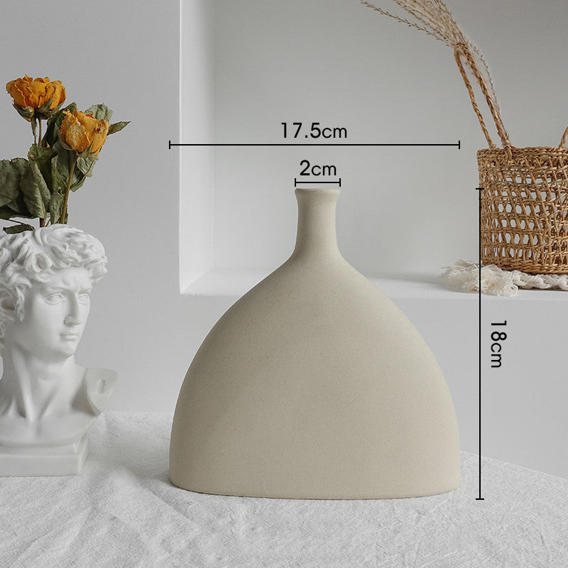 Simplicity Ceramic Vase for Dried Flowers - Artistic Home Decoration for Display in Salons