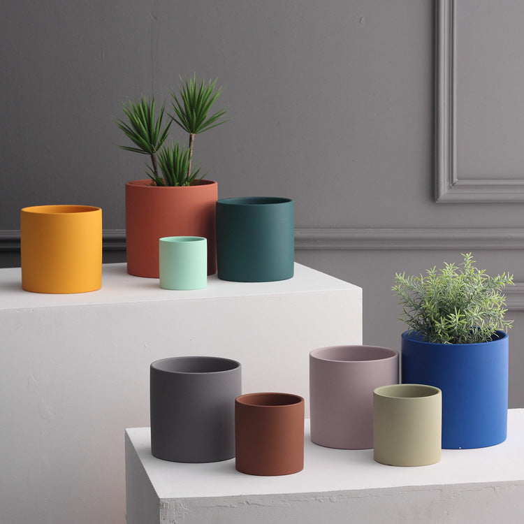Kolorowa Ceramiczna Doniczka w Stylu Nordic Industrial - Cylindryczny Kształt z Otworem Drenażowym i Talerzem dla Sukulentów
