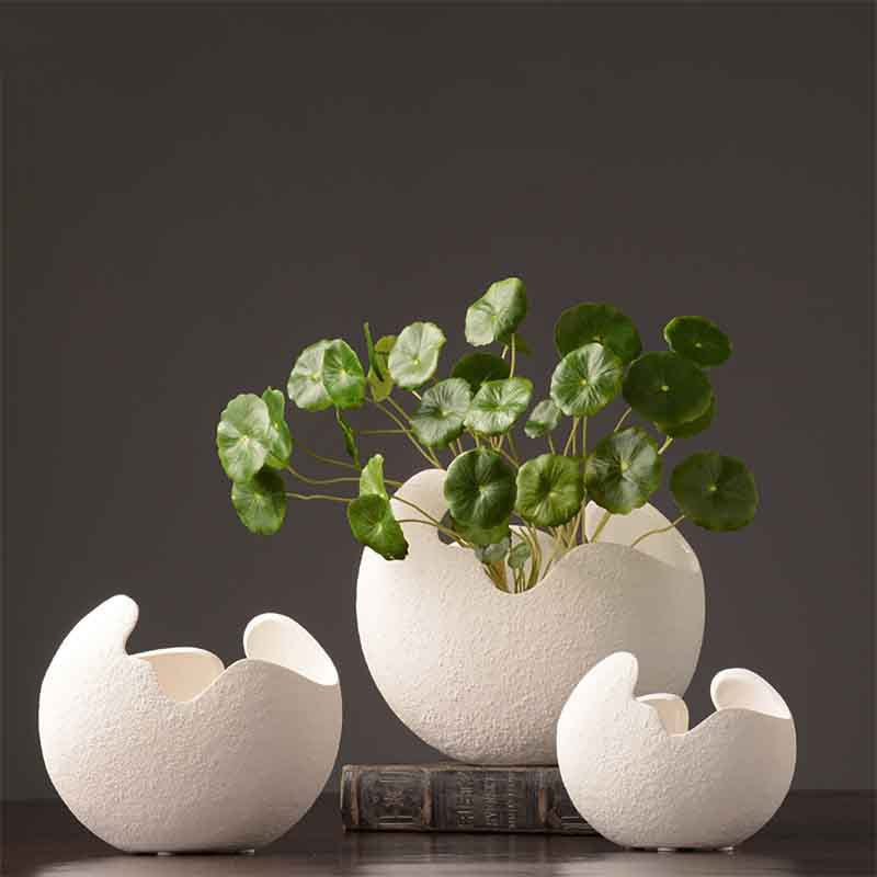 Minimalistyczny Wazon Ceramiczny