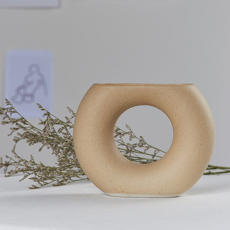 Wazon ceramiczny w kształcie ściętego koła