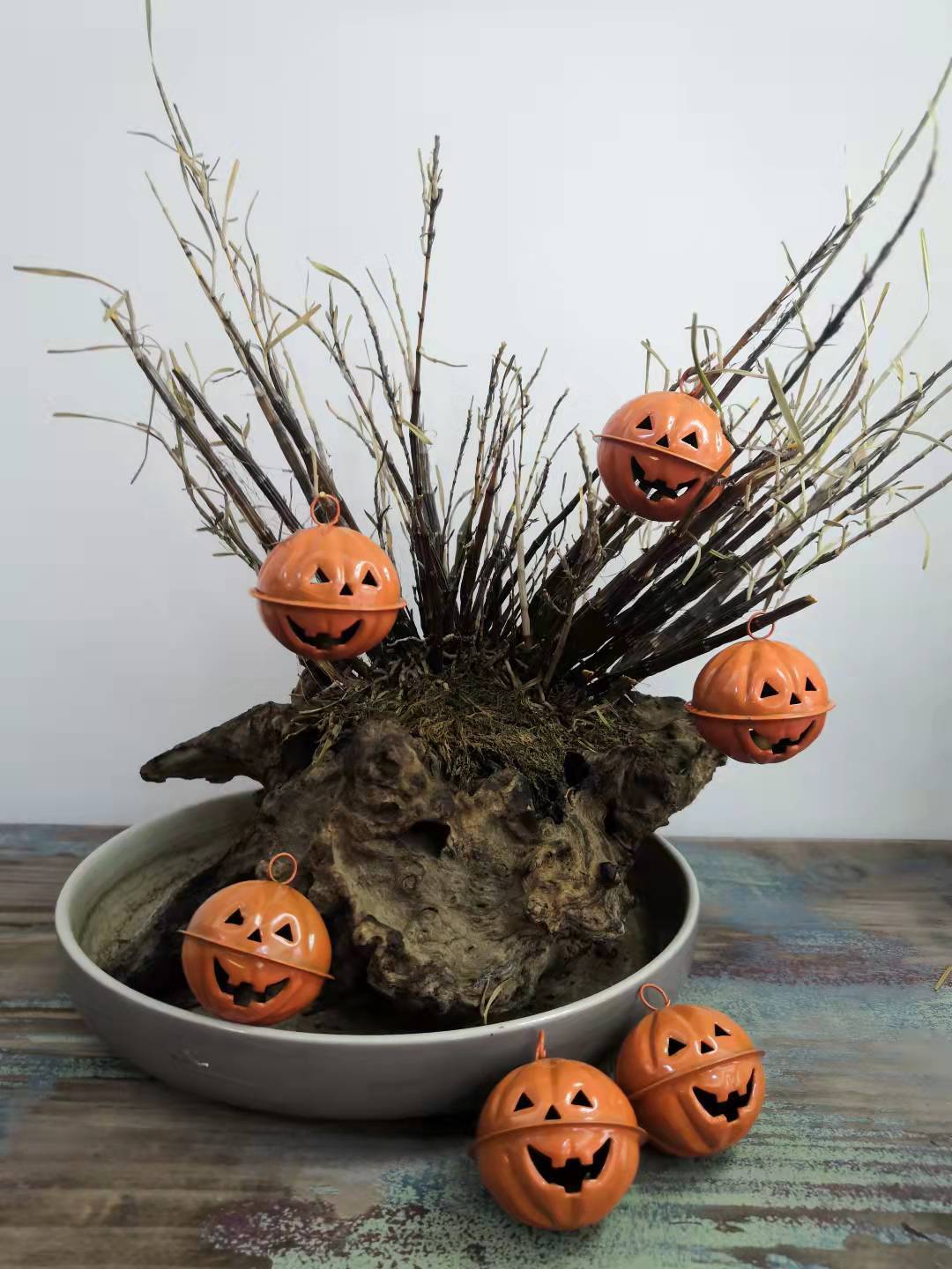 Small Halloween Pumpkin Bell Pendant