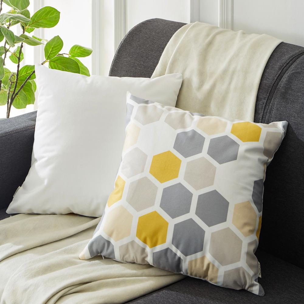 Funda de almohada con patrón geométrico