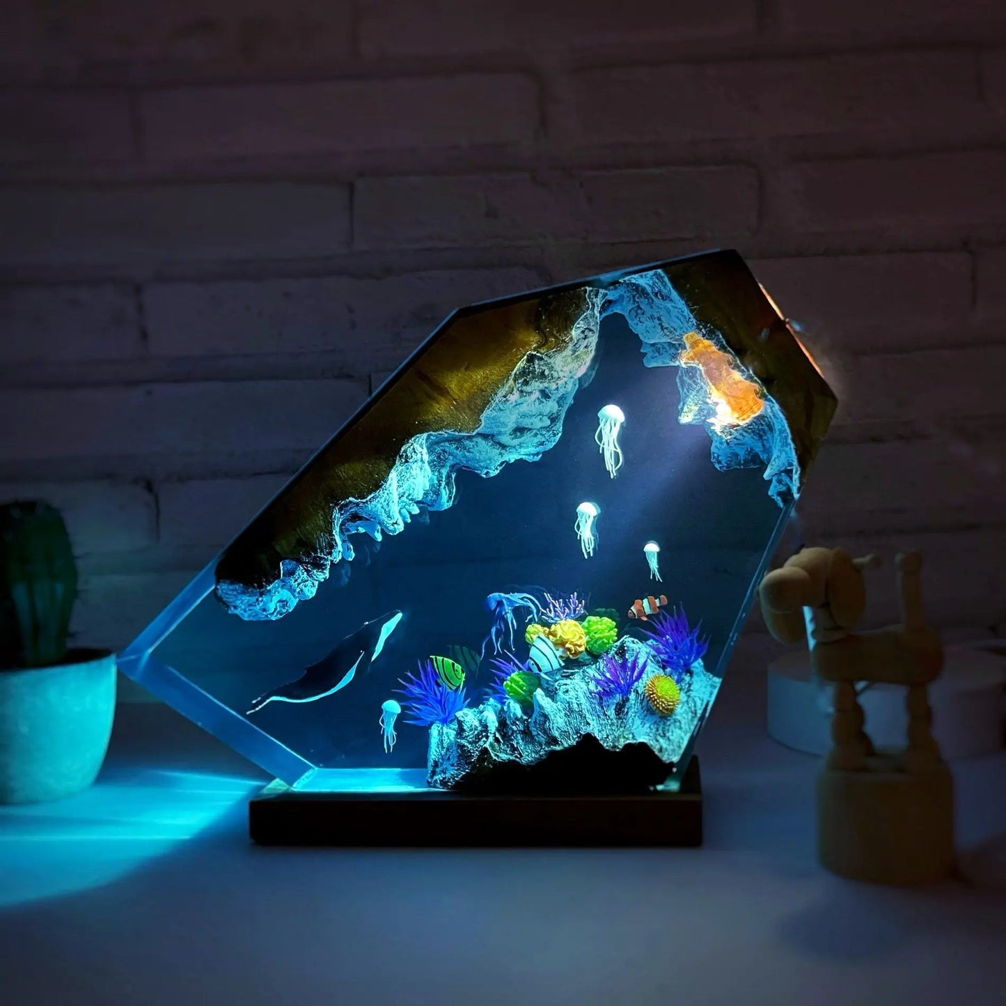 Lámpara LED con motivo de ballena y medusa, decoración.