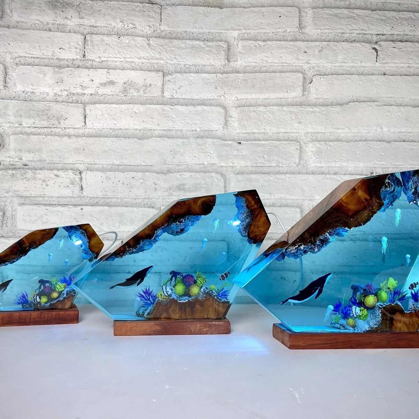 Lámpara LED con motivo de ballena y medusa, decoración.