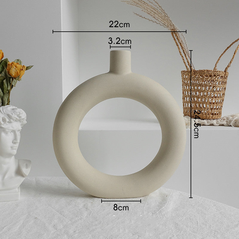 Simplicity Ceramic Vase for Dried Flowers - Artistic Home Decoration for Display in Salons