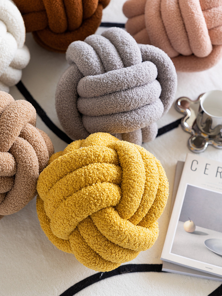 Cojín esférico de lana de cordero para la mesita de noche de la sala de estar